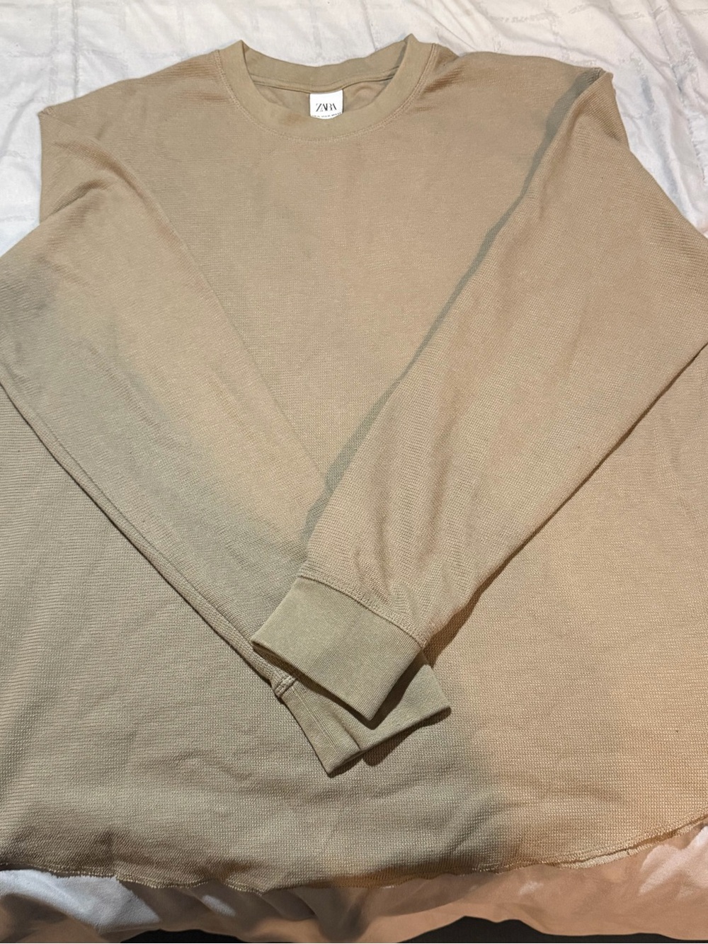Zara Men's Long-Sleeve Crewneck Shirt in Beige